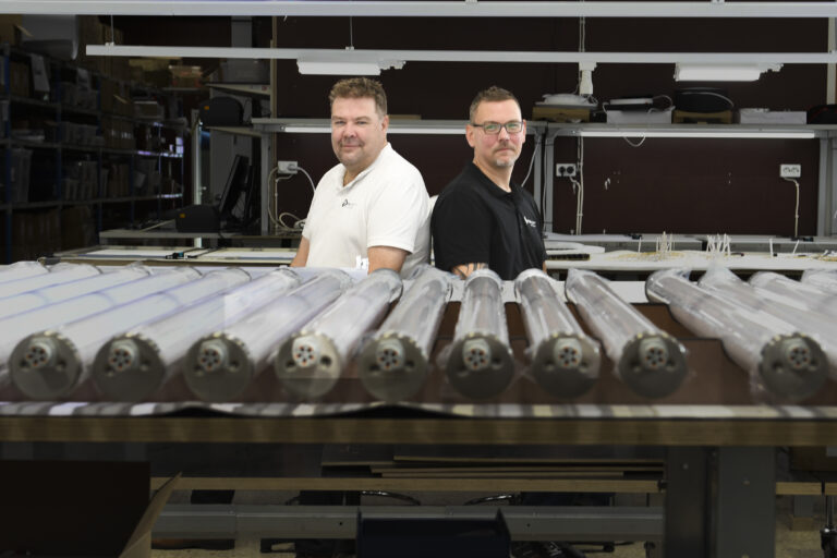 Loistavia valaistusratkaisuja TEOLLISUUDEN TARPEISIIN