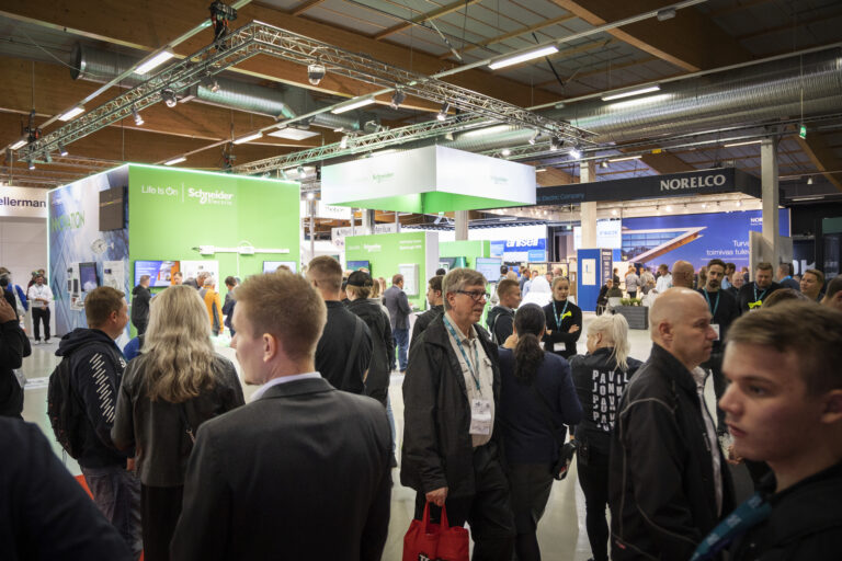 SÄHKÖMESSUILLA ESILLÄ TULEVAISUUDEN RATKAISUT