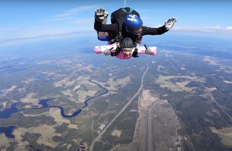 Minähän en koskaan sanoisi ei tuollaiselle ehdotukselle!