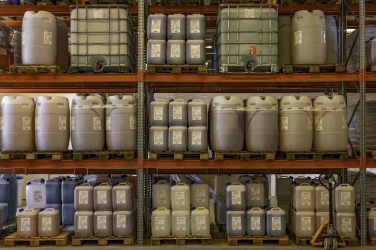 Rautainen osaaminen ja kattavin valikoima energiantuotannon ja vedenkäsittelyn kemikaaleissa sekä palveluissa